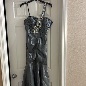 Nordstrom Rack Gray Prom Dress